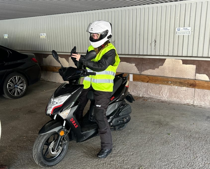 Moped klass 2 - Allians Trafikskola Stockholm